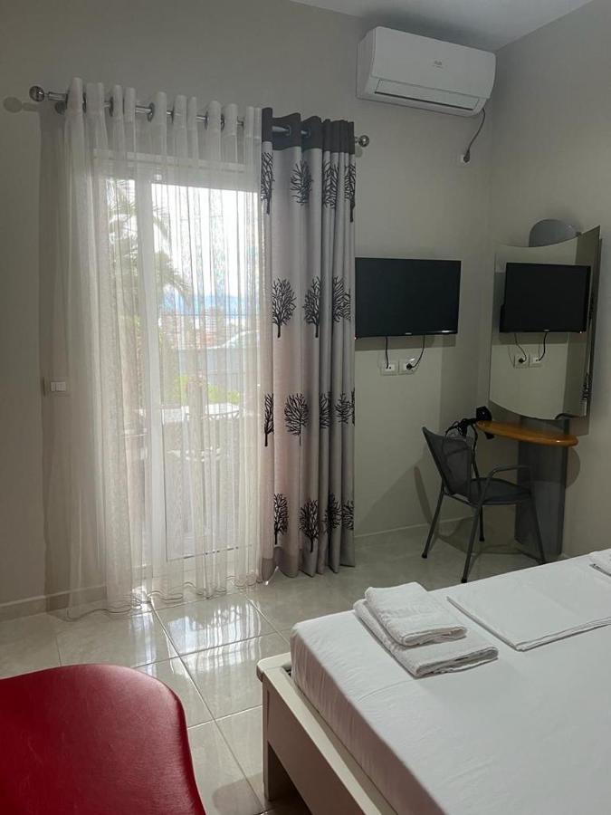 Vila Mateo Sarandë Exterior foto