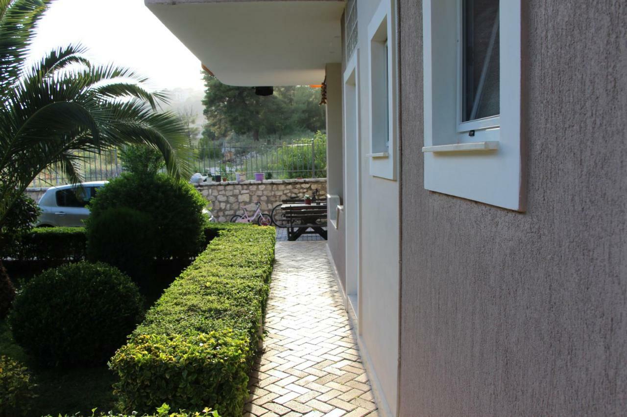 Vila Mateo Sarandë Exterior foto